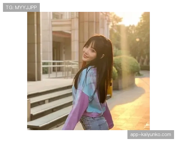 柳雅慧训练完直接啃冰棍，这自律人设是不是有点绷不住了？